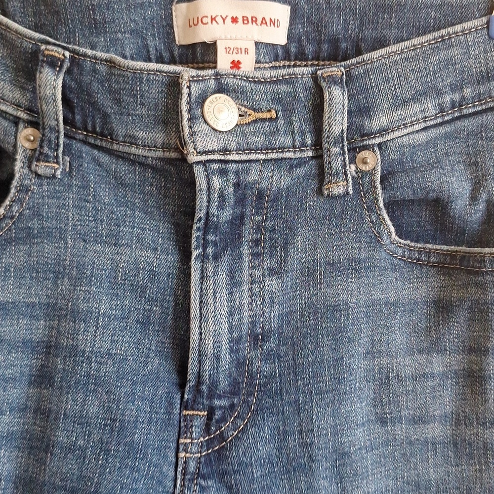 Lucky Brand Mid Rise Boot Jeans 12/31R Medium Wash 32" Inseam EUC - Picture 3 of 10